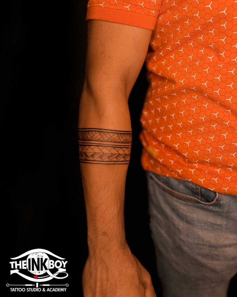Buy Simple Black Bicep Armband Tattoo for Men, Solid Black Arm Band Tattoo,  Upper Armband Tattoo, Single Black Fine Line Temporary Tattoo Online in  India - Etsy